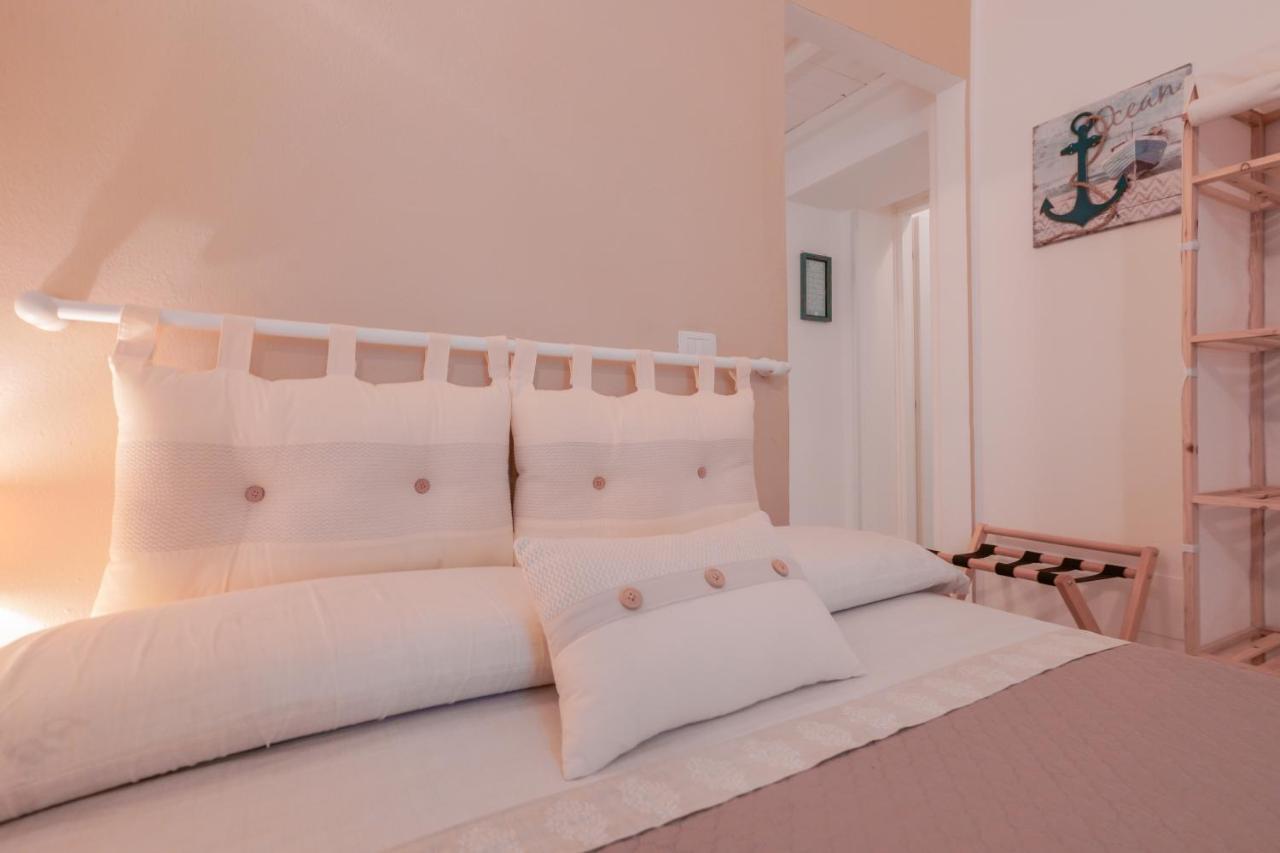 Approdo Rooms - Eja Sardinia Кальяри Экстерьер фото
