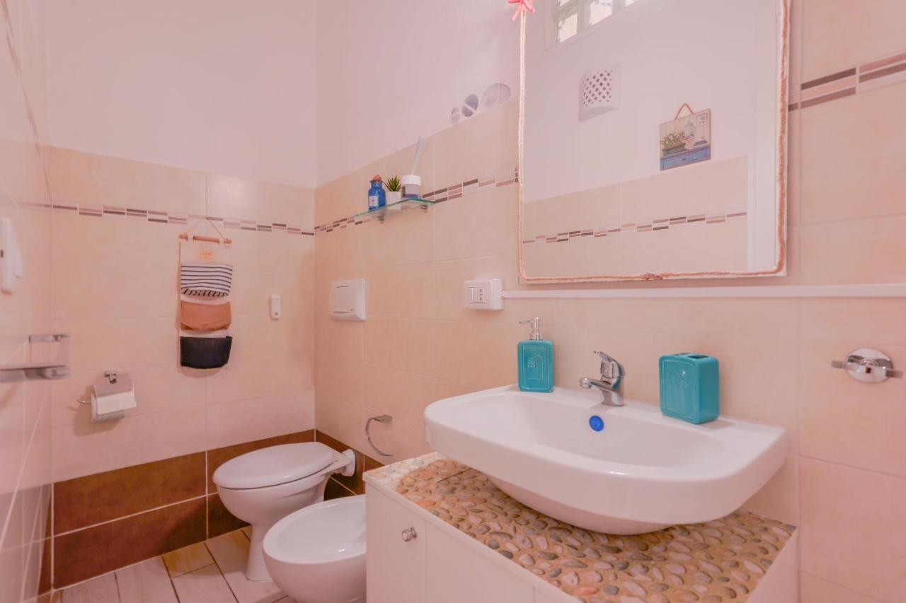 Approdo Rooms - Eja Sardinia Кальяри Экстерьер фото