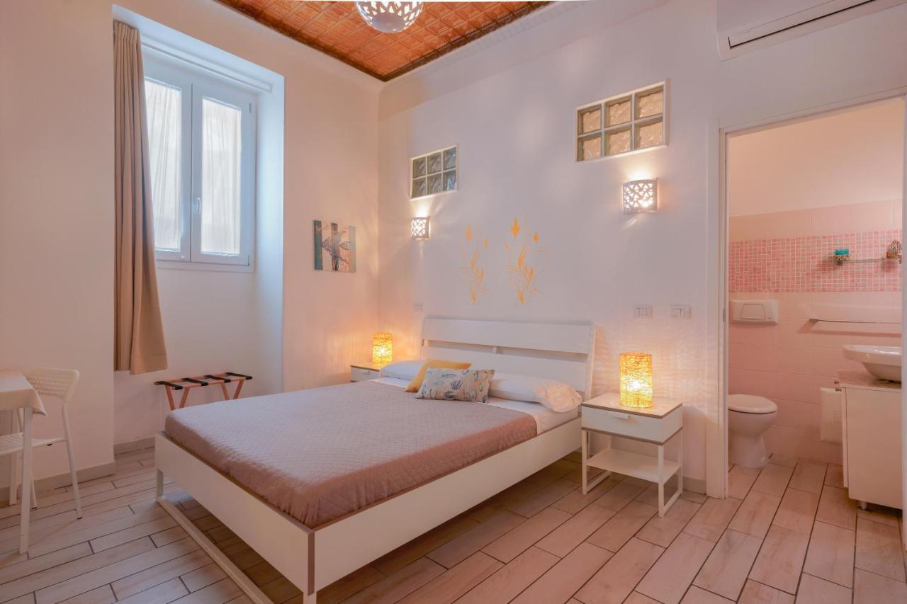 Approdo Rooms - Eja Sardinia Кальяри Экстерьер фото
